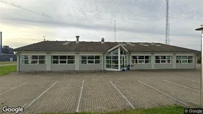 Erhvervslejemål til salg i Nykøbing Falster - Foto fra Google Street View Erhvervslejemål til salg i Nykøbing Falster - Foto fra Google Street View