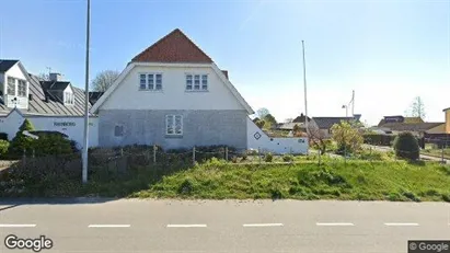 Boligudlejningsejendomme til salg i Karrebæksminde - Foto fra Google Street View