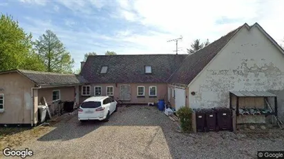 Boligudlejningsejendomme til salg i Brenderup Fyn - Foto fra Google Street View