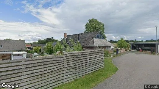 Boligudlejningsejendomme til salg i Græsted - Foto fra Google Street View