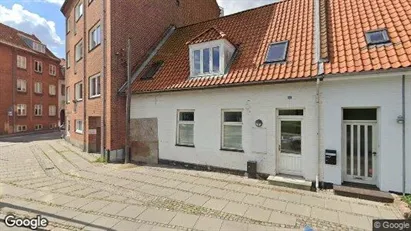 Boligudlejningsejendomme til salg i Nykøbing Falster - Foto fra Google Street View
