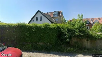 Boligudlejningsejendomme til salg i Højbjerg - Foto fra Google Street View