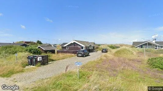 Boligudlejningsejendomme til salg i Hvide Sande - Foto fra Google Street View
