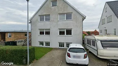 Boligudlejningsejendomme til salg i Kolding - Foto fra Google Street View Boligudlejningsejendomme til salg i Kolding - Foto fra Google Street View