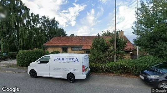 Erhvervslejemål til salg i Ishøj - Foto fra Google Street View