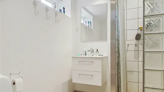 Boligudlejningsejendomme til salg i Skævinge - billede 12