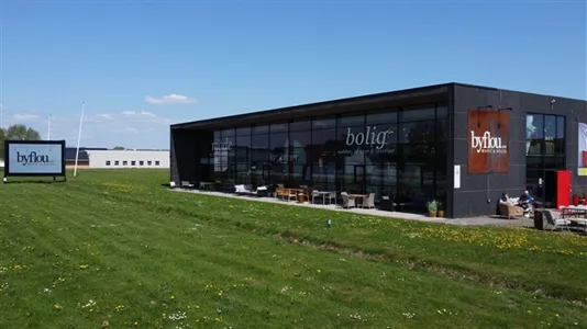 Erhvervslejemål til leje i Hobro - billede 2