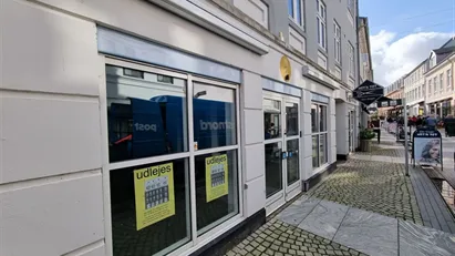 Stort butikslejemål i Skive midtby - i alt ca. 588 kvm Stort butikslejemål i Skive midtby - i alt ca. 588 kvm
