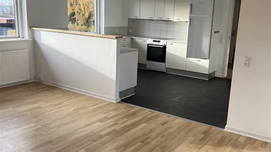 Erhvervslejemål til leje i Lystrup - billede 2