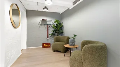 Momsfrit kliniklokale til 2.900 kr. – med parkeringsmulighed lige ved døren i Randers