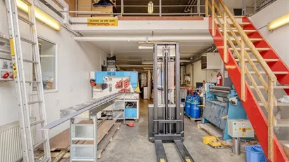 Eget værksted med central beliggenhed