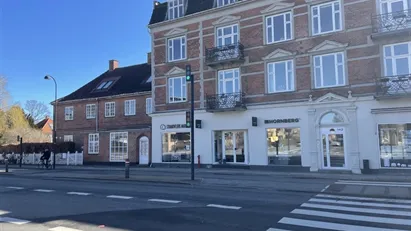 Strandvejen 142 st. 1 & 2., 2900 Hellerup