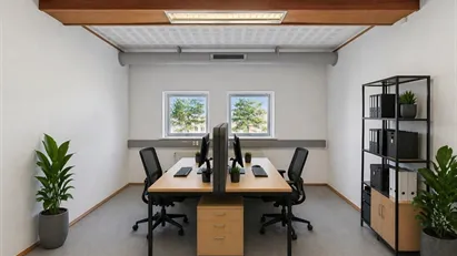 KONTOR I ERHVERSOMRÅDE I HVIDOVRE