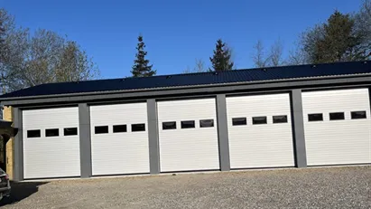 Lager/depot/opbevaring med mulighed for leje af kontorfaciliteter med bad