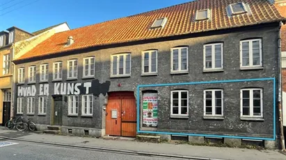 Mulighed for at etablere arbejdsmæssigt kunstnerkollektiv i hjertet af Aarhus