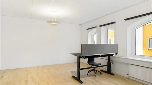 Erhvervslejemål til leje i Åbyhøj - billede 2