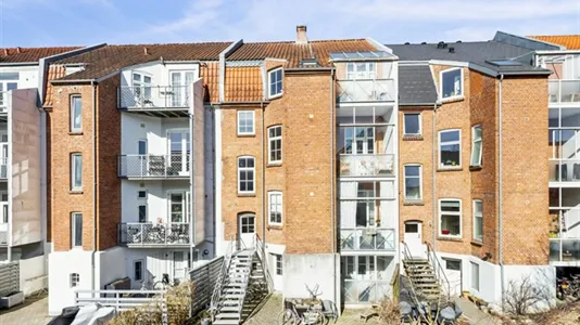 Boligudlejningsejendomme til salg i Kolding - billede 2