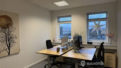 Kontor til leje på Niels Bohrs Vej 6.