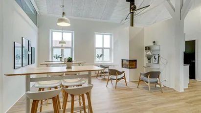 Ingen binding, kontor til 5.600 kr.