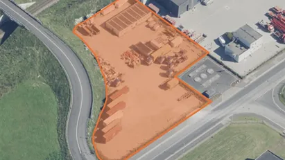 Udvendig oplagsplads i Skandinavisk Transport Center, Køge