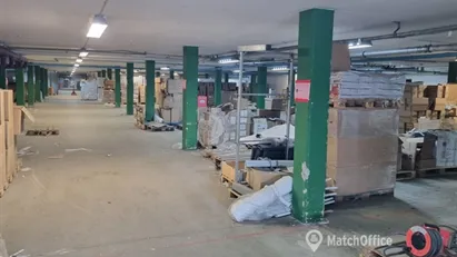 Lager til lav pris med portadgang